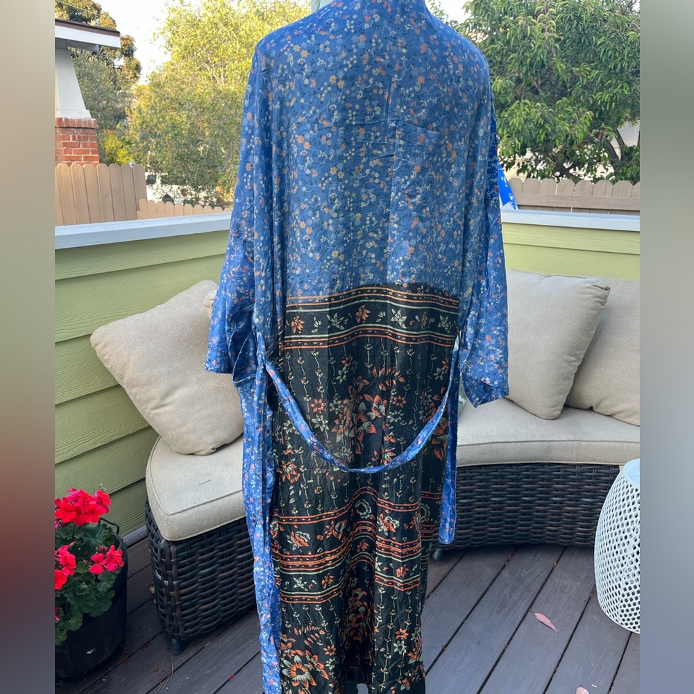 Blue Silk Patchwork Print Kimono - image 5